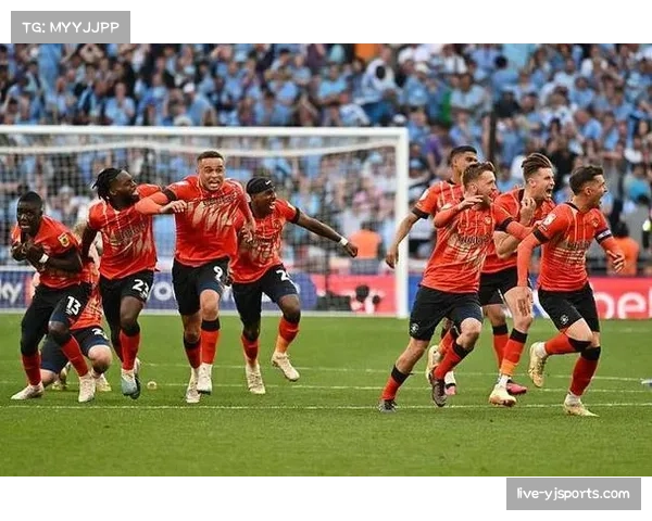 卢顿0-2不敌诺丁汉森林,保级形势极度严峻 卢顿0-2不敌诺丁汉森林,保级形势极度严峻